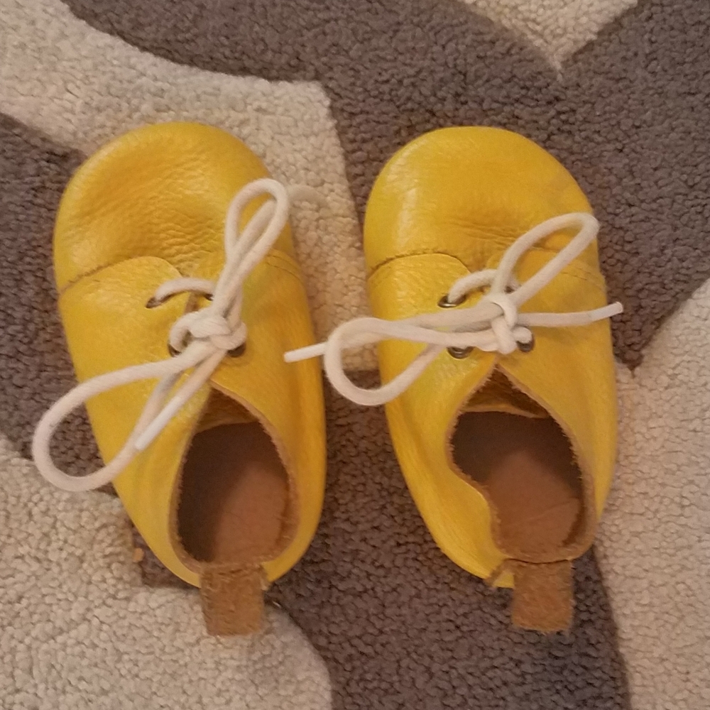 Yellow Size 4 Leather Tie Toddler Shoes
